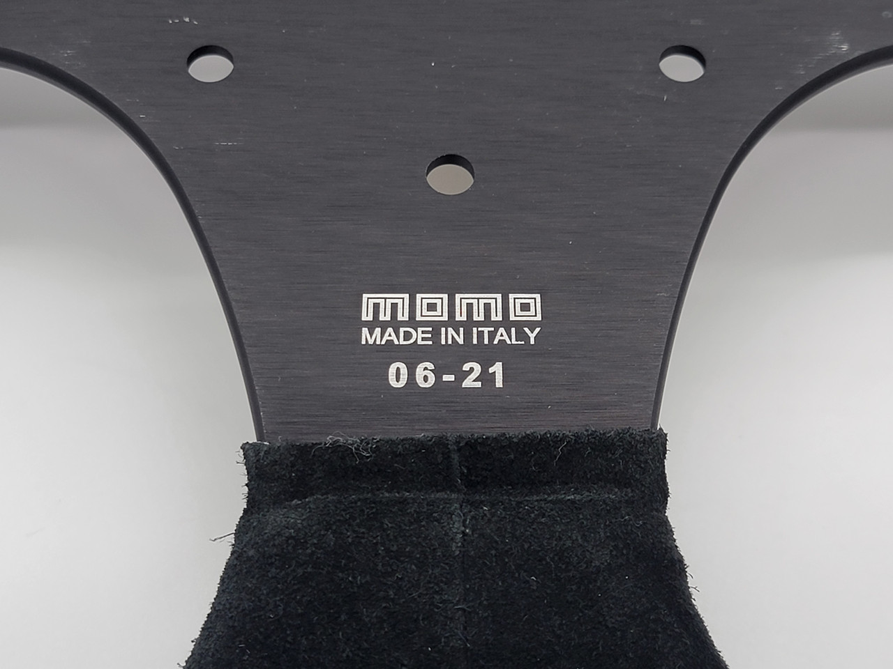 MOMO MOD 30 Steering Wheel | MrSteeringWheel