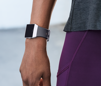 Fitbit Ionic™ - Classic Band