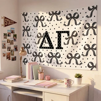 Delta Gamma Bows Sorority Flags