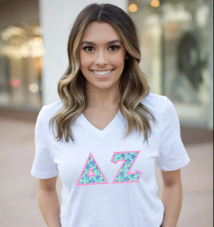 DISCOUNT-Delta Zeta Lettered V-Neck Tee