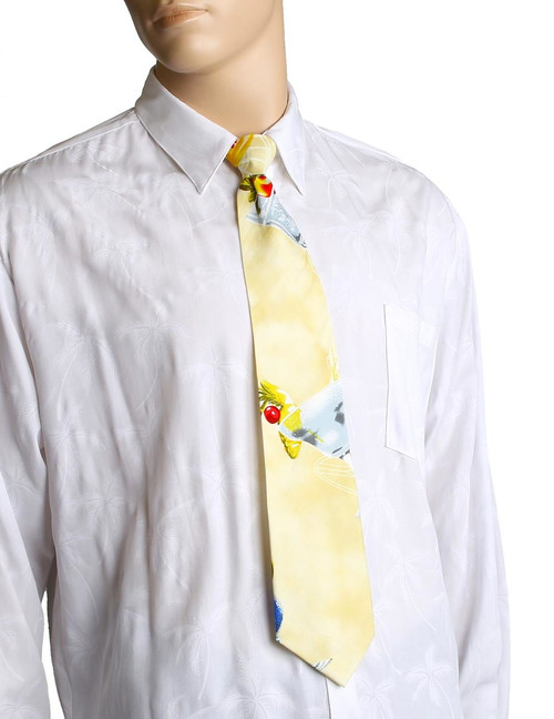 Happy Hour Hawaiian Aloha Necktie
Awesome tropical patterns and colorful designs, perfect for casual and formal events
100% Cotton Fabric
Color: Power Yellow
Length: 53"
Width: 4" At wide end
Made in Hawaii