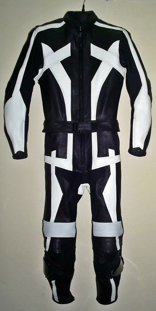 leather-racing-suit-custom-made-style-ms679-www.leather-shop.biz-front-pic.jpg