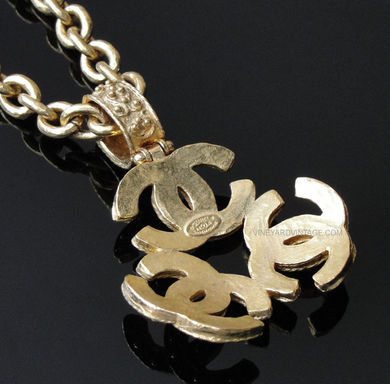 Authentic Vintage Chanel necklace chain CC logo double C | Vintage Five