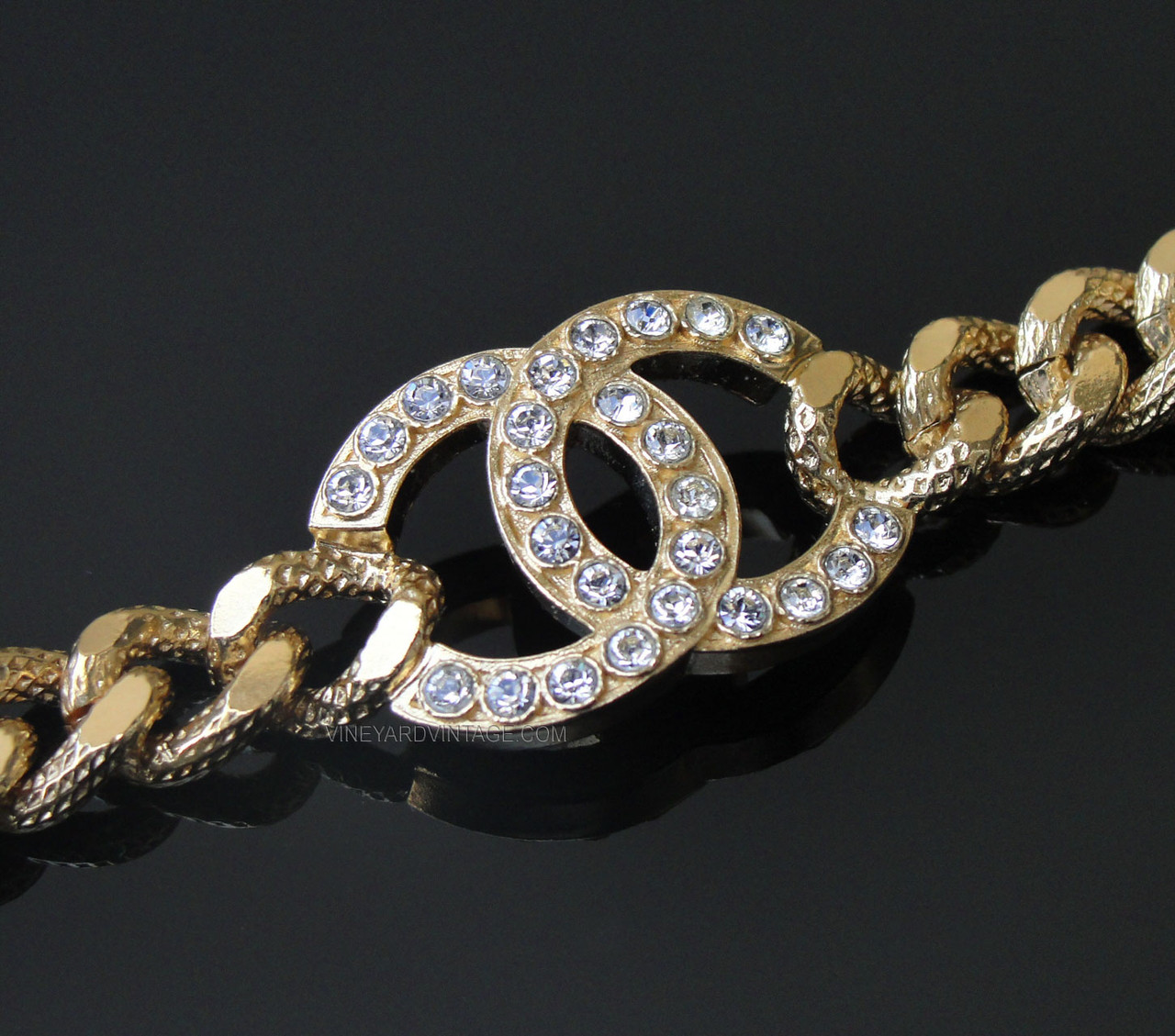 CHANEL CRYSTAL CC LOGO TEXTURED CHAIN LINK BRACELET