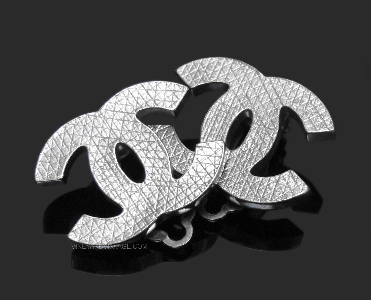 希少★【CHANEL】ダブルCCマーク異素材 楽天市場】シャネル CHANEL ピアス CCマーク メタル＆ストラス