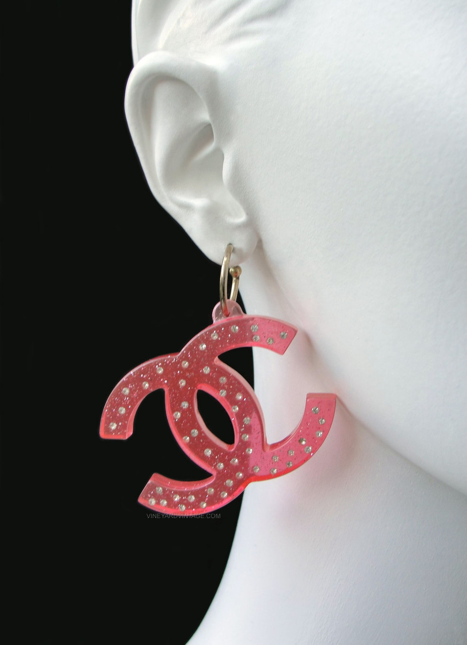 CHANEL VINTAGE ULTRA RARE XL PINK LUCITE CC LOGO & CRYSTAL EARRINGS