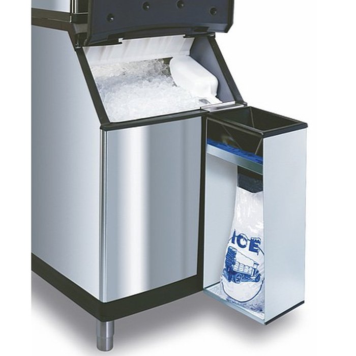 Ice bagger image