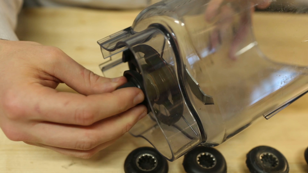 Vitamix container drive socket damage