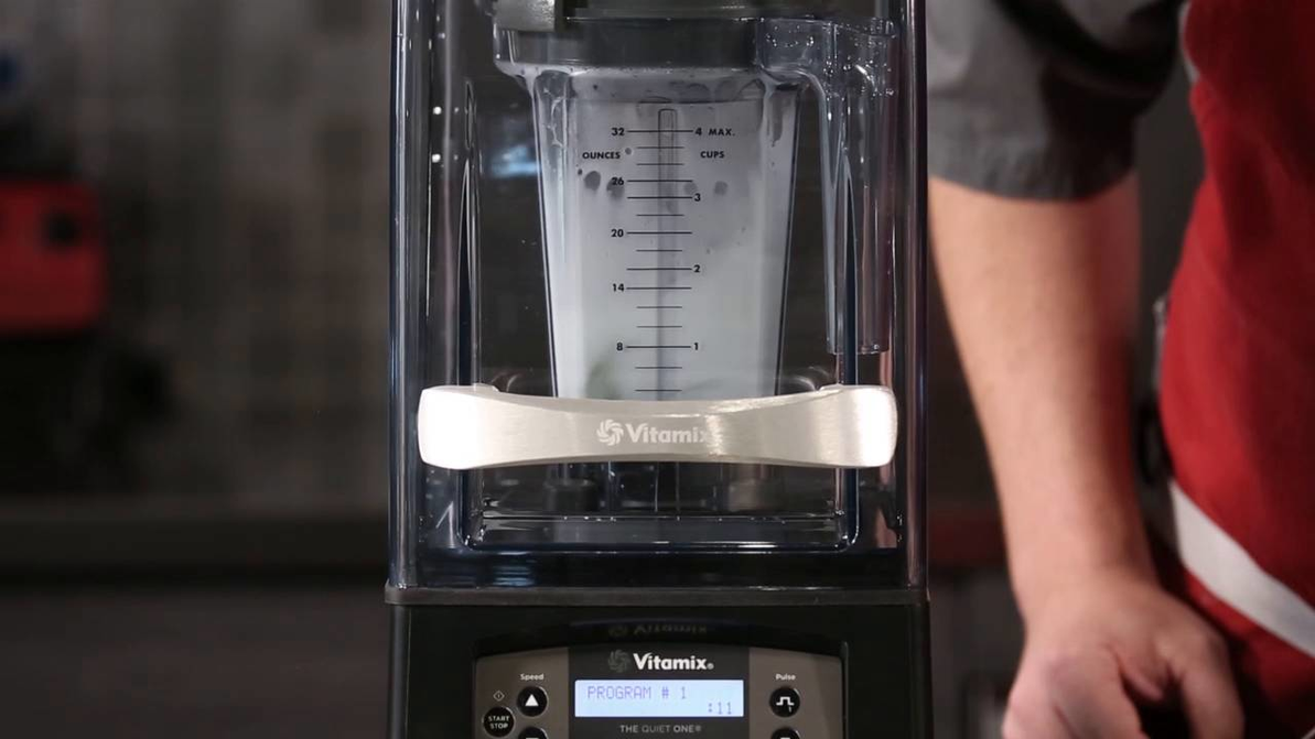 Video Overview | Vitamix Aerating Container Mojito Recipe
