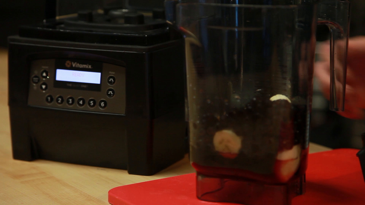 Video Overview | Vitamix The Quiet One Blender