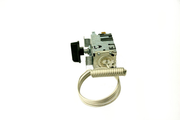 Top view of the True 988271 temperature control (Danfoss 077B1264) Top view of the True 988271 temperature control (Danfoss 077B1264)