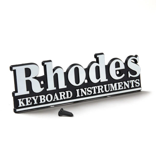 R Rear Logo