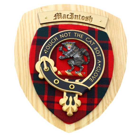MacIntosh Clan Crest Tartan 7 x 8 Woodcarver Wooden Wall Plaque 