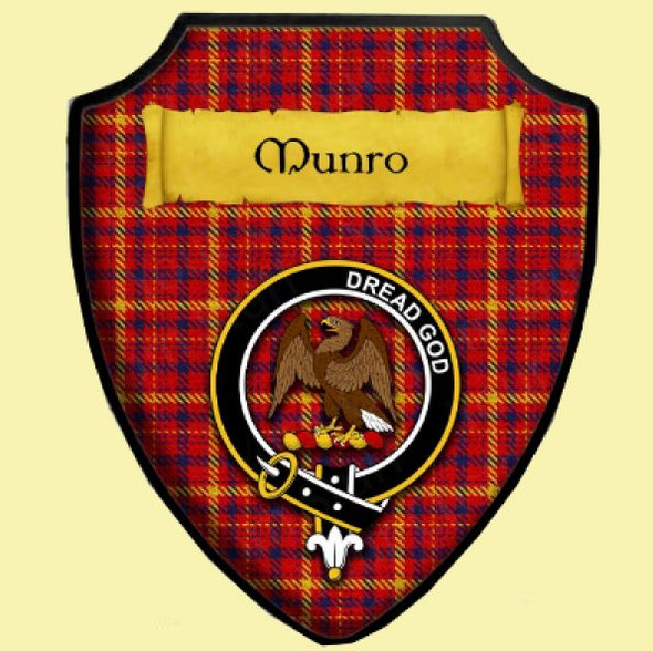 Munro Culloden Modern Tartan Crest Wooden Wall Plaque Shield