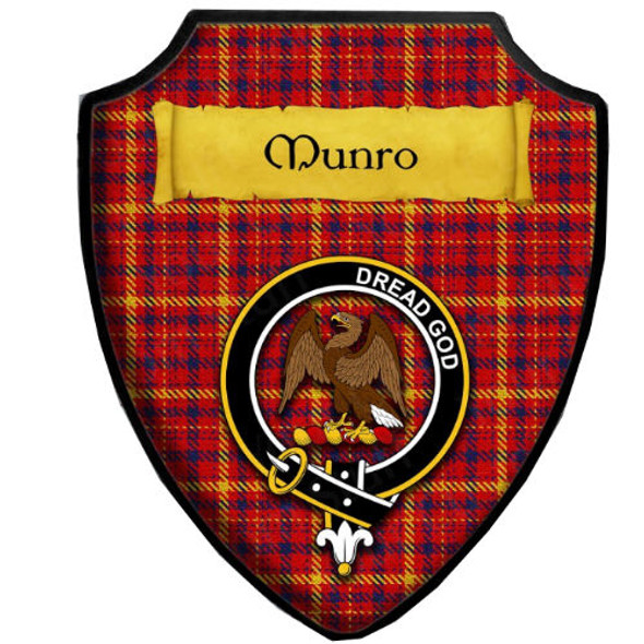 Munro Culloden Modern Tartan Crest Wooden Wall Plaque Shield
