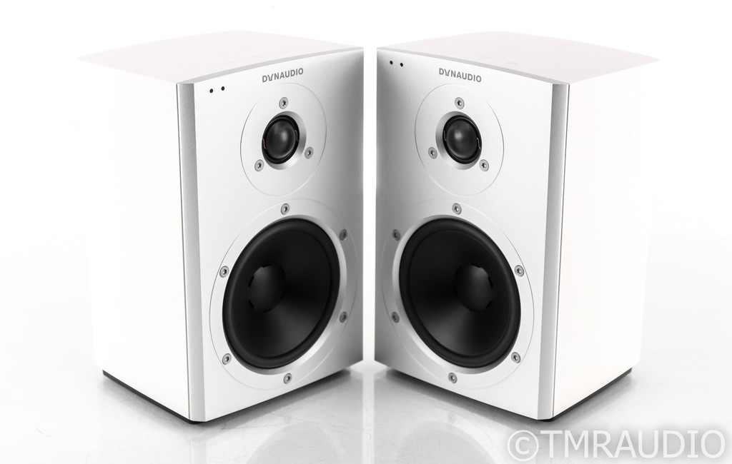dynaudio xeo 2 wireless bookshelf speakers
