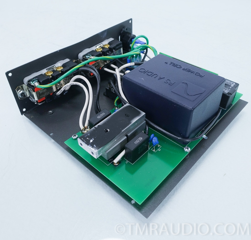 PS Audio UPC200 Power Center AC Conditioner The Music Room