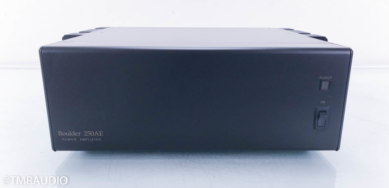 Boulder 250AE Balanced Stereo Power Amplifier; Black - The