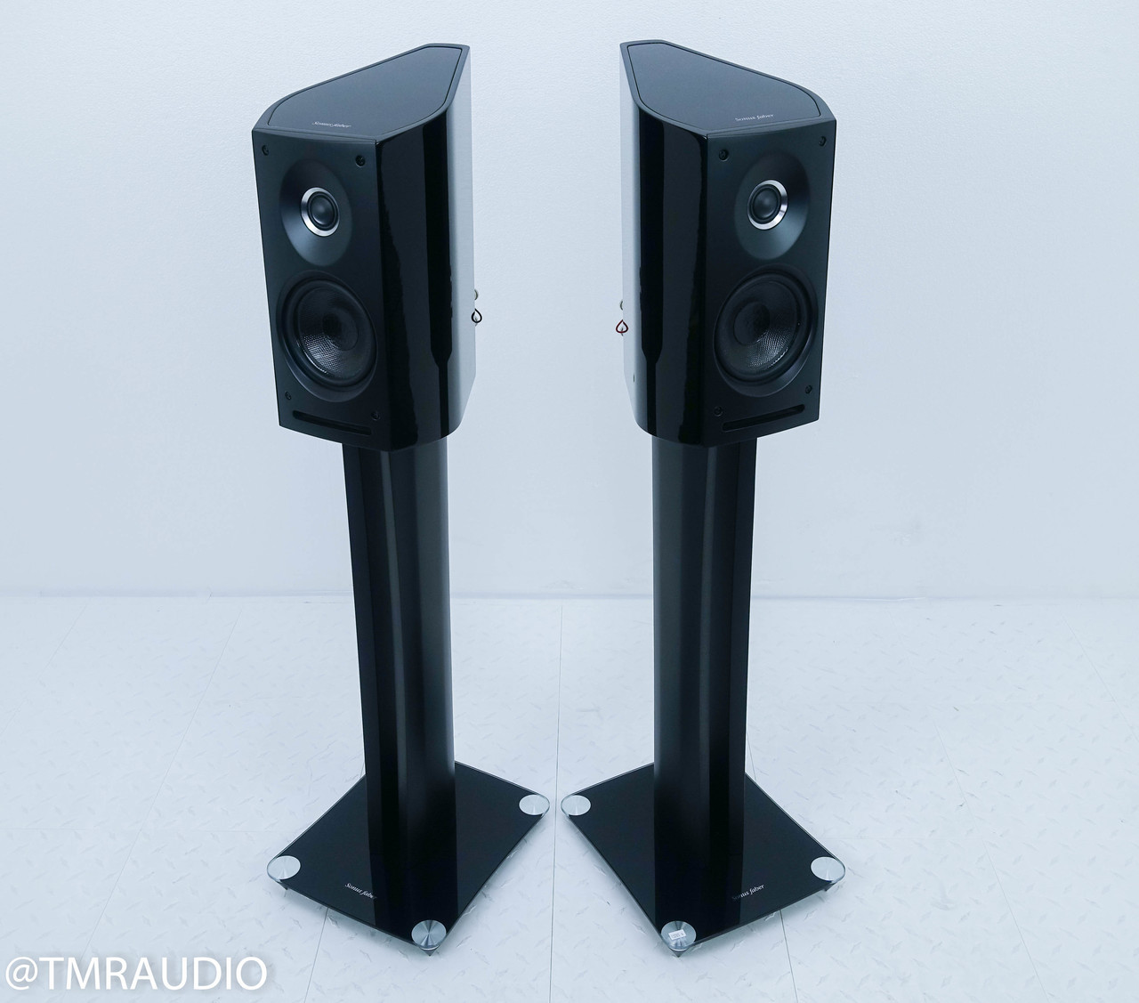 Sonus Faber Venere 1.5 Bookshelf Speakers; Gloss Black Pair w