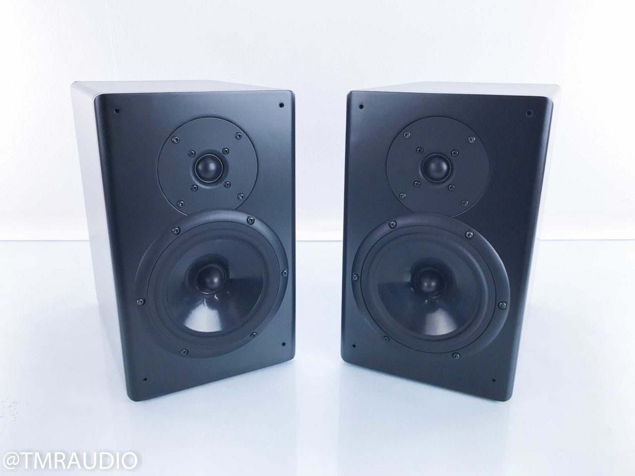 AV123 X-LS Bookshelf Speakers; Pair