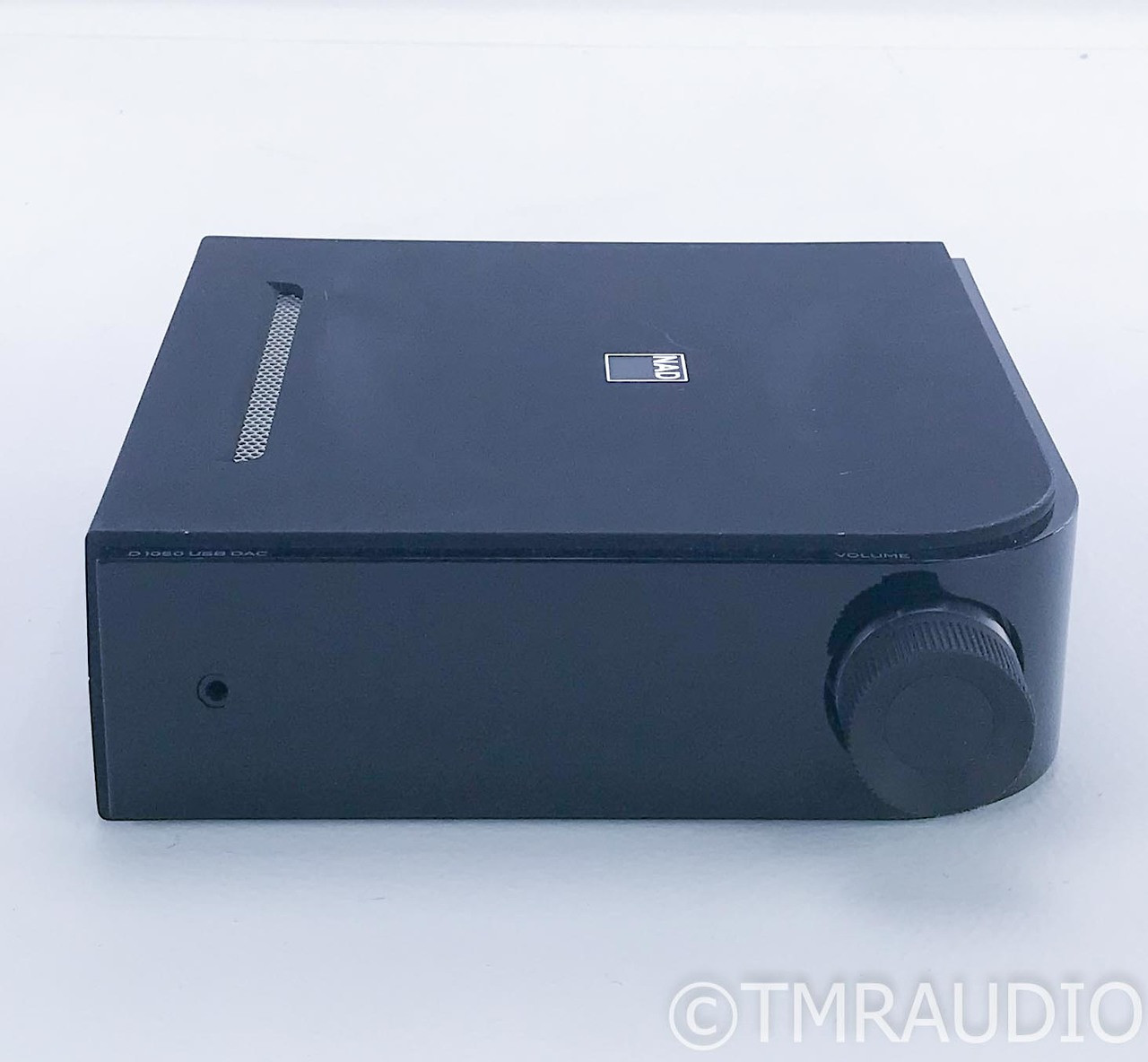 NAD D1050 DAC; D/A Converter; D-1050