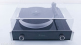 McIntosh MT5 Turntable; MT-5 (No cartridge)