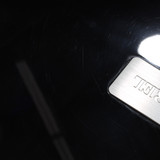 REL Acoustics T/7x 8" Powered Subwoofer; Piano Black (1/1)