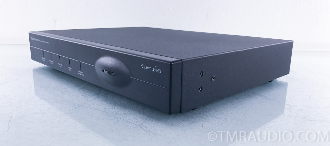 Newpoint TD5000 Theater Director Power / AC Line Conditioner The