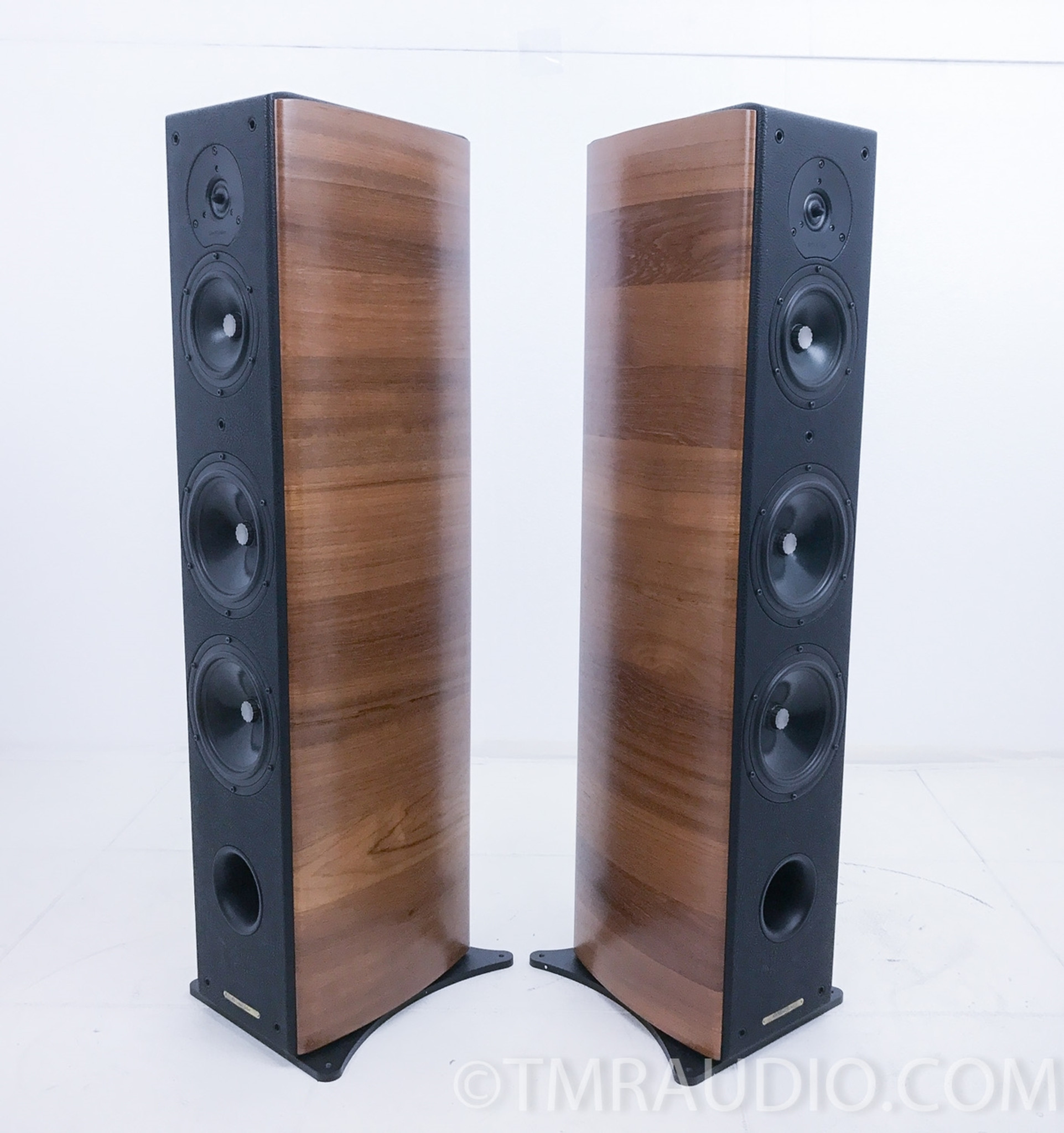 Sonus Faber Grand Piano Domus Floorstanding Speakers; Pair - The 