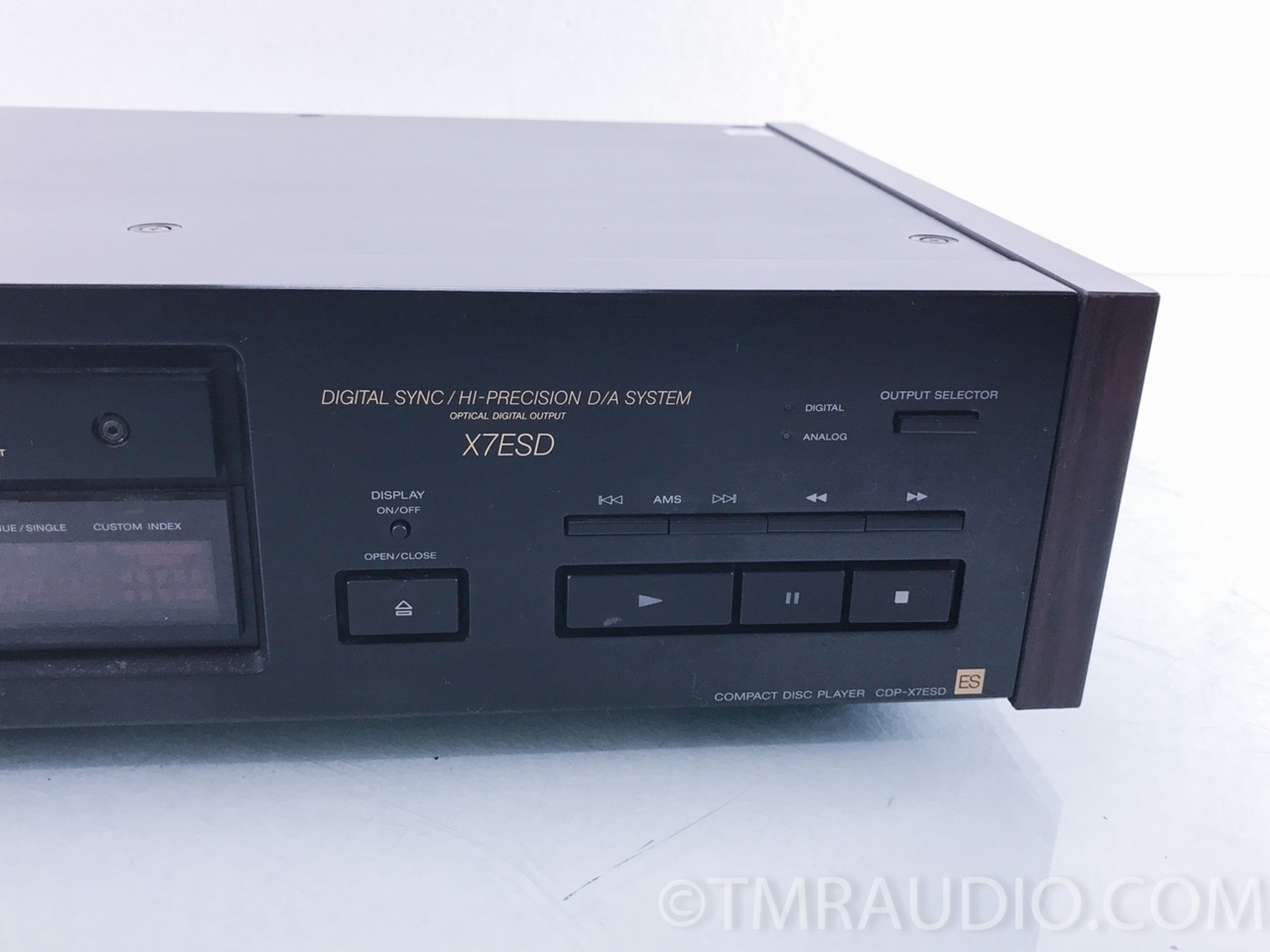 Sony CDP-X7ESD CD player; AS-IS - The Music Room