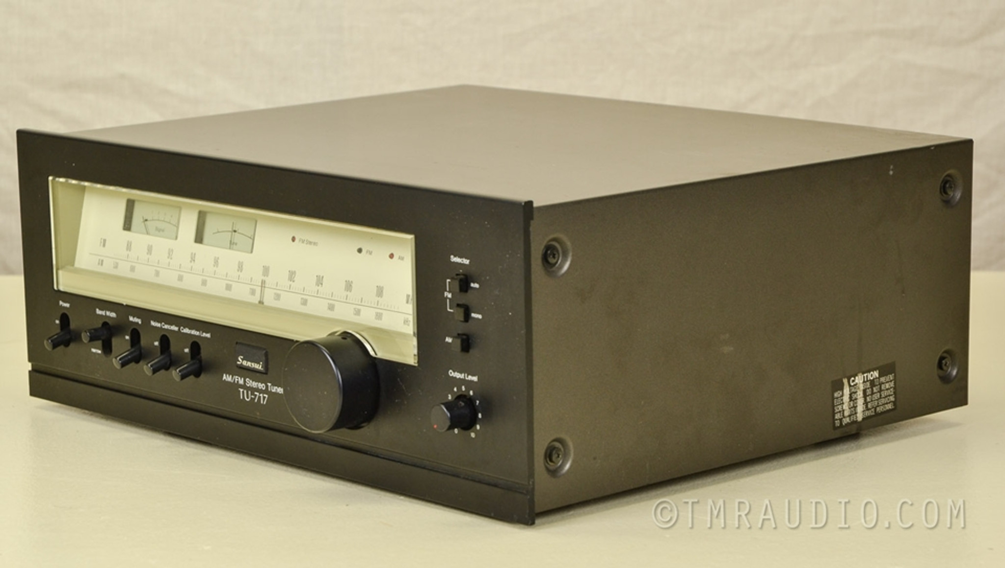 Sansui TU-717 Vintage AM / FM Analog Tuner - The Music Room