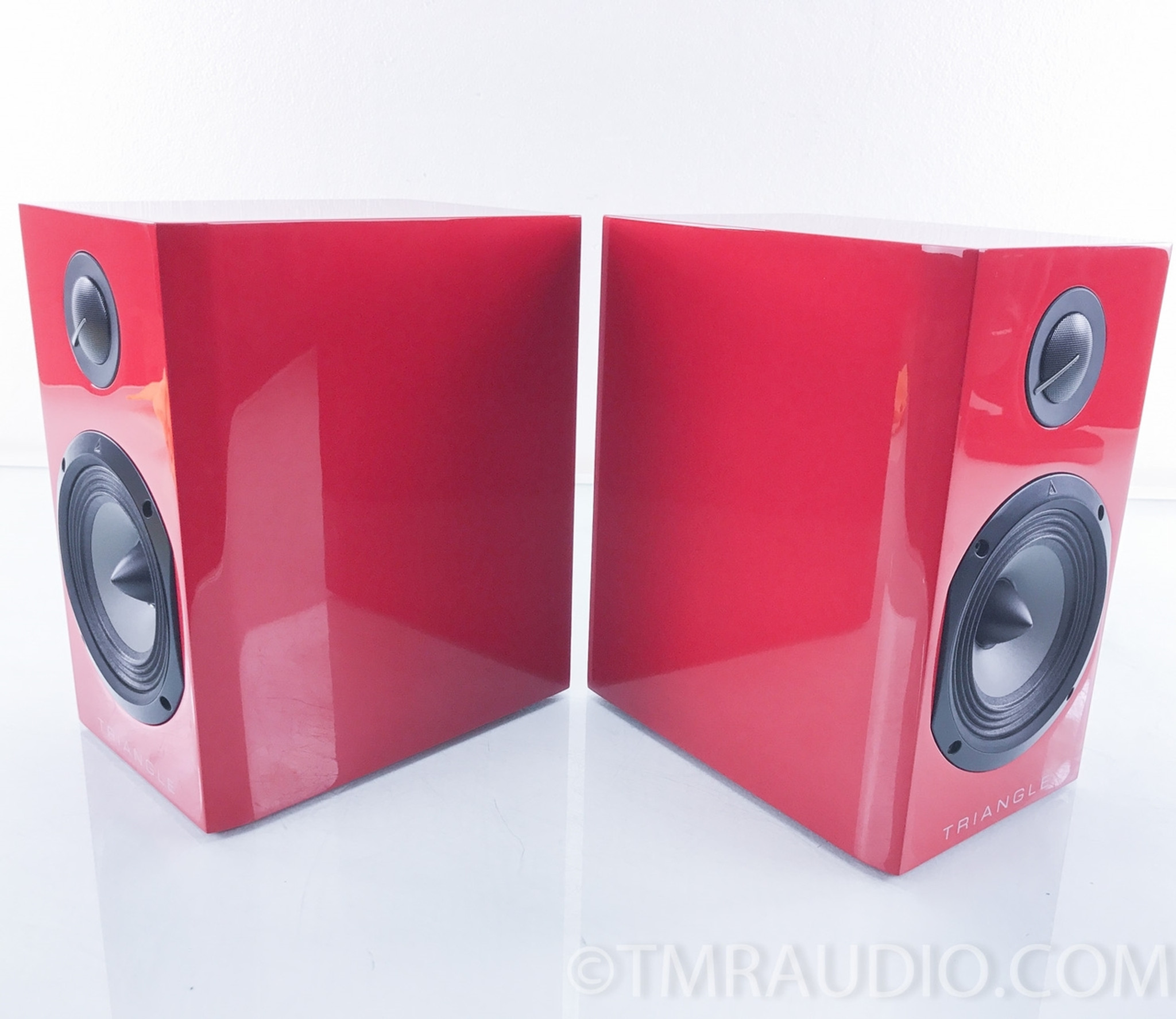 triangle color speakers