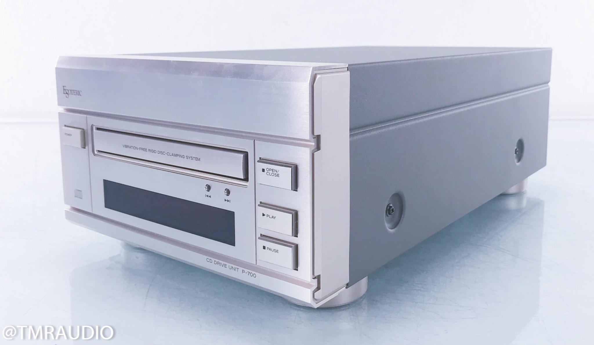 Esoteric P-700 CD Drive Unit; Transport - The Music Room