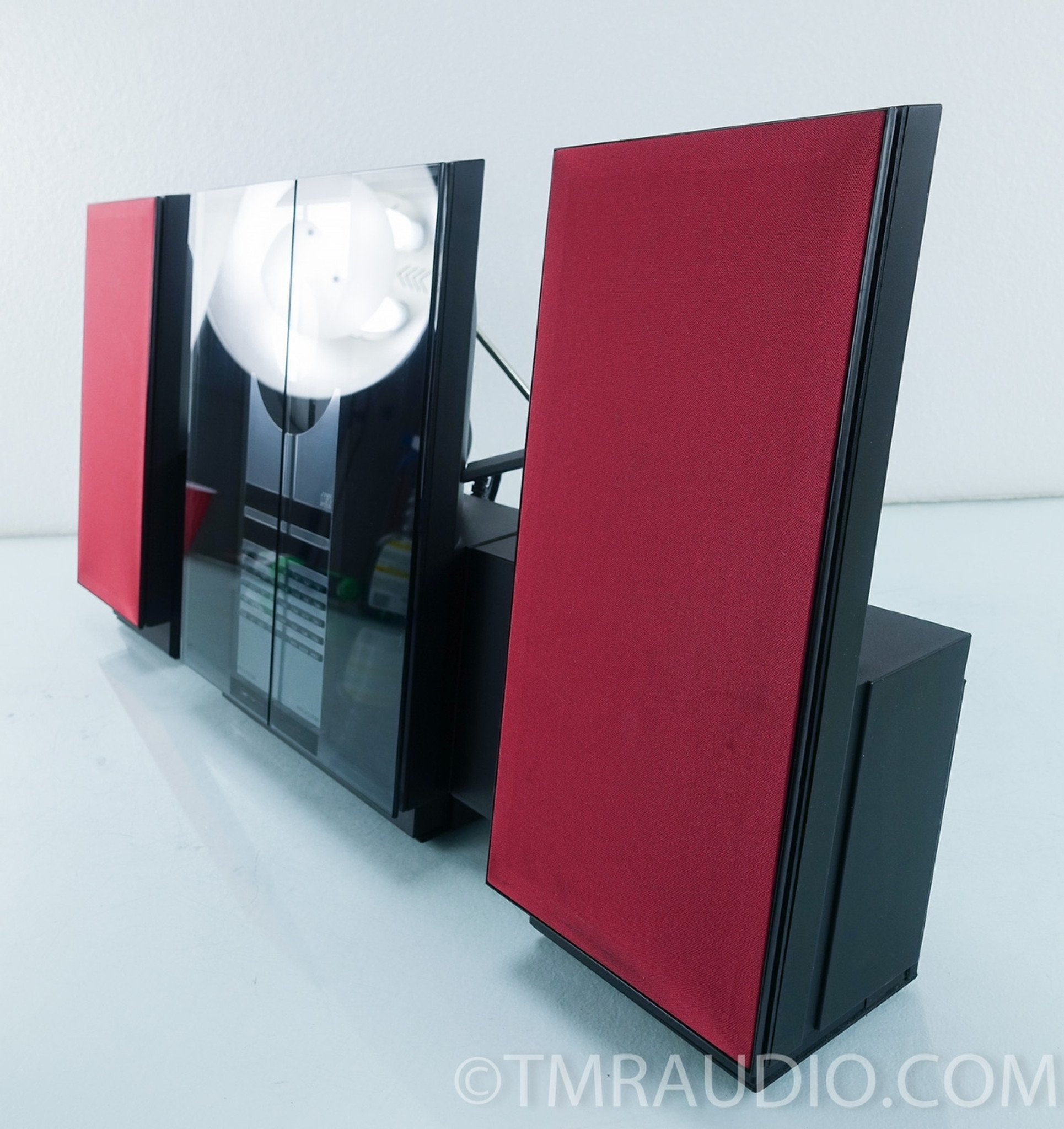 B&O Beosystem 2300; Beolab 2500; Wall Bracket; Bang & Olufsen