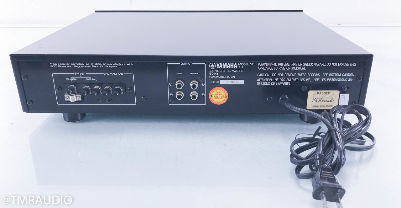 Yamaha T-1 Stereo AM / FM Tuner
