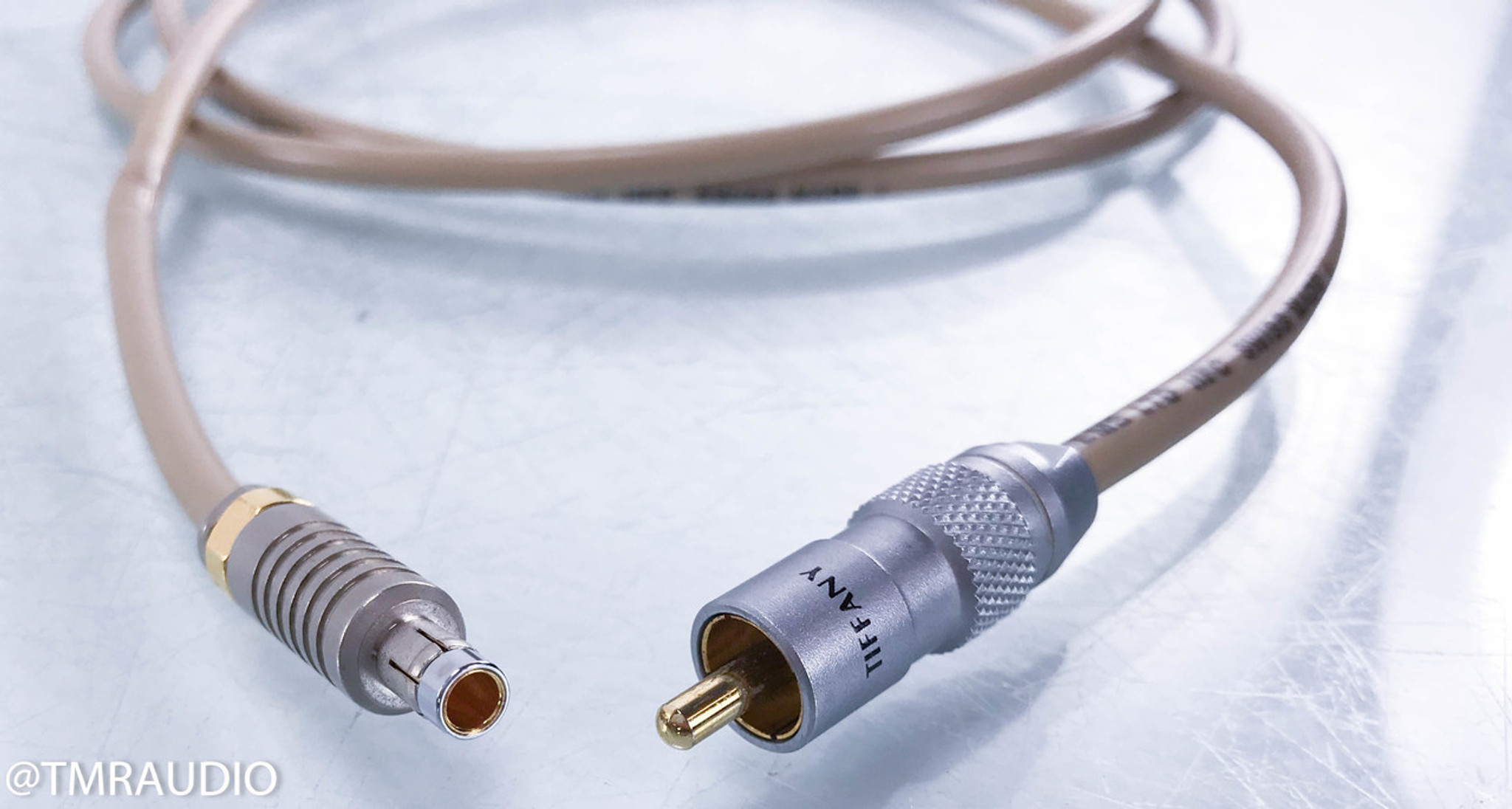 Mark Levinson Audio Systems Ltd. RCA to Camac Cables; 1.4m