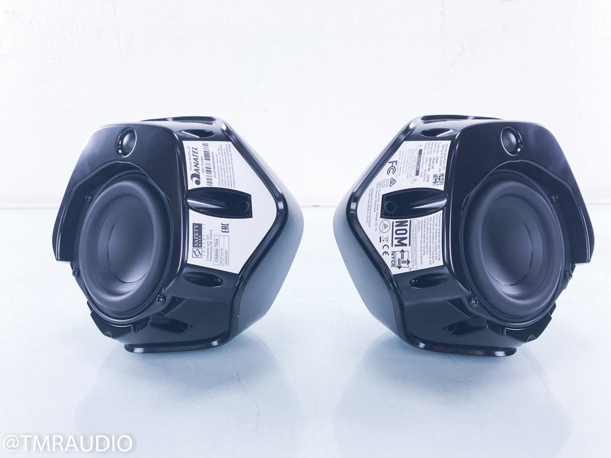 Bang & Olufsen Beoplay S3 Bluetooth / USB Speakers; Matte