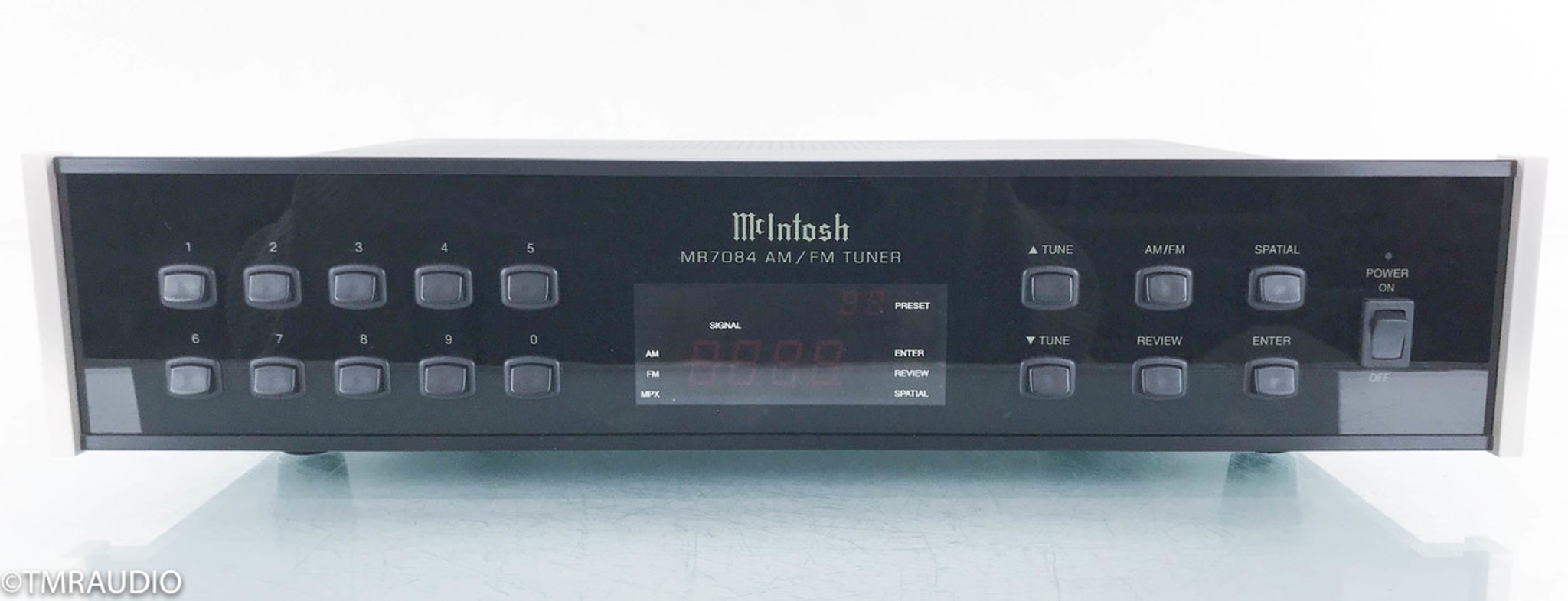 McIntosh MR7084 Digital AM / FM Tuner; MR-7084