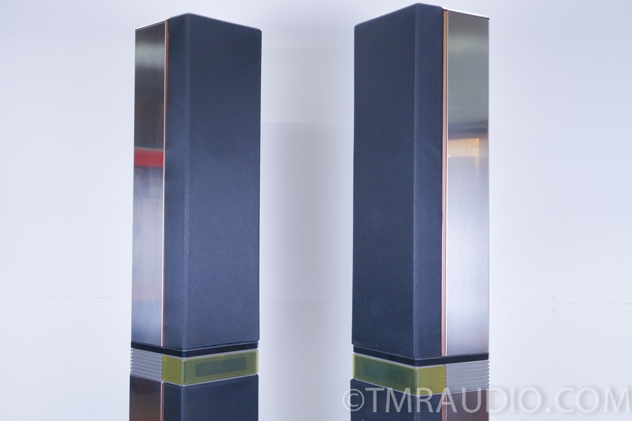 Bang & Olufsen Penta 2 Floorstanding Active Speaker pair; B&O