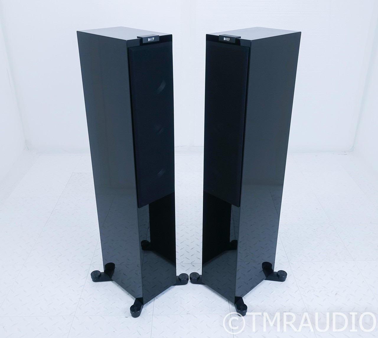 KEF R500 Floorstanding Speakers