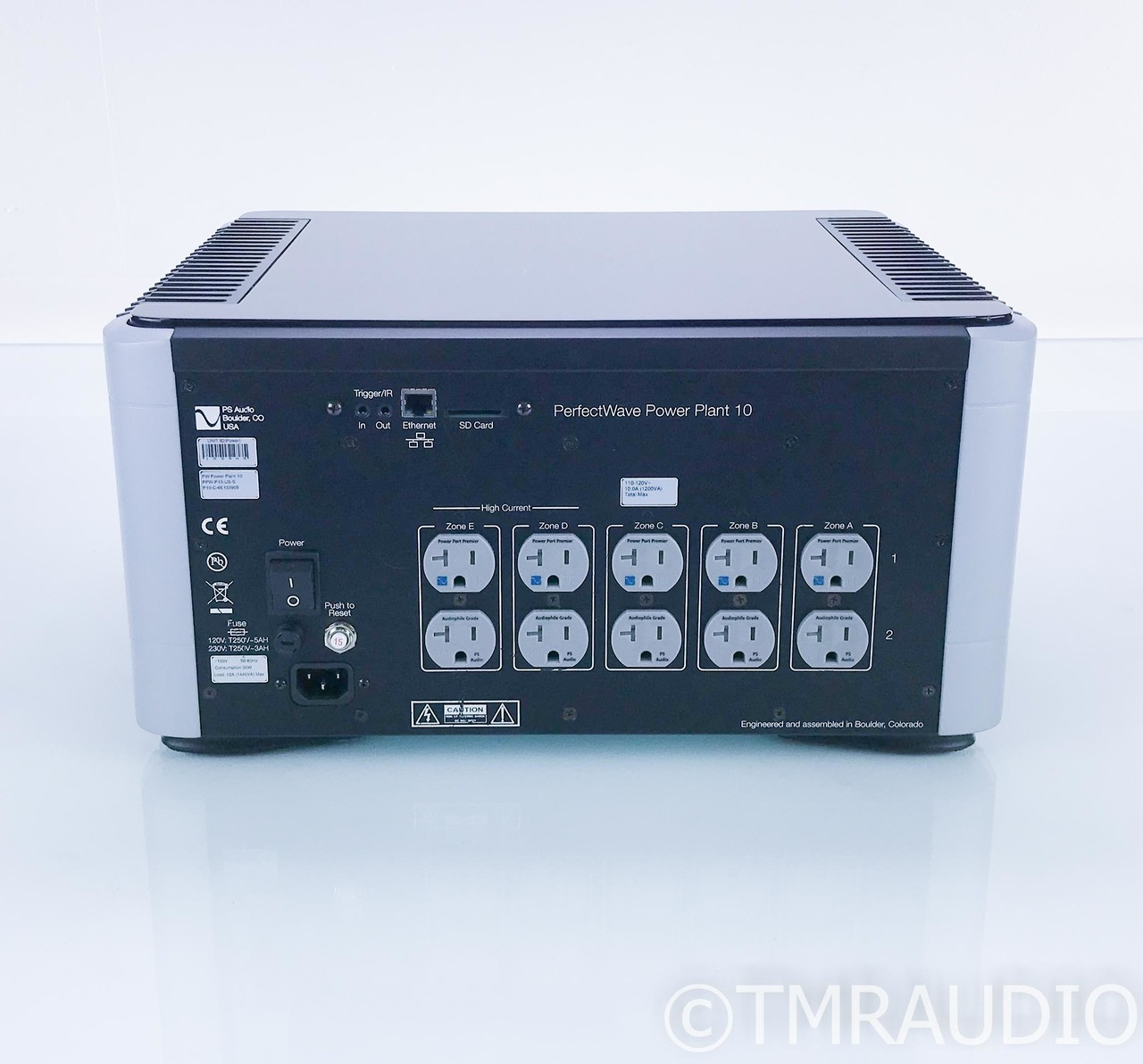 PS Audio PerfectWave Power Plant 10 Power Conditioner