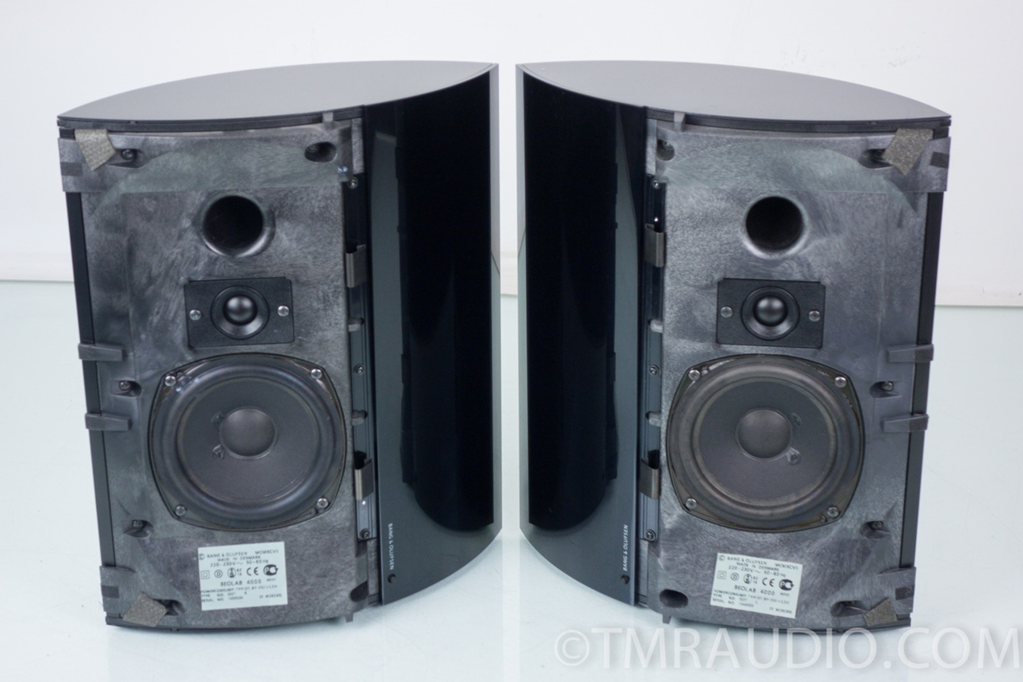 B&O; Bang & Olufsen Beolab 4000 Type 6637; MCMXCVII Black Pair