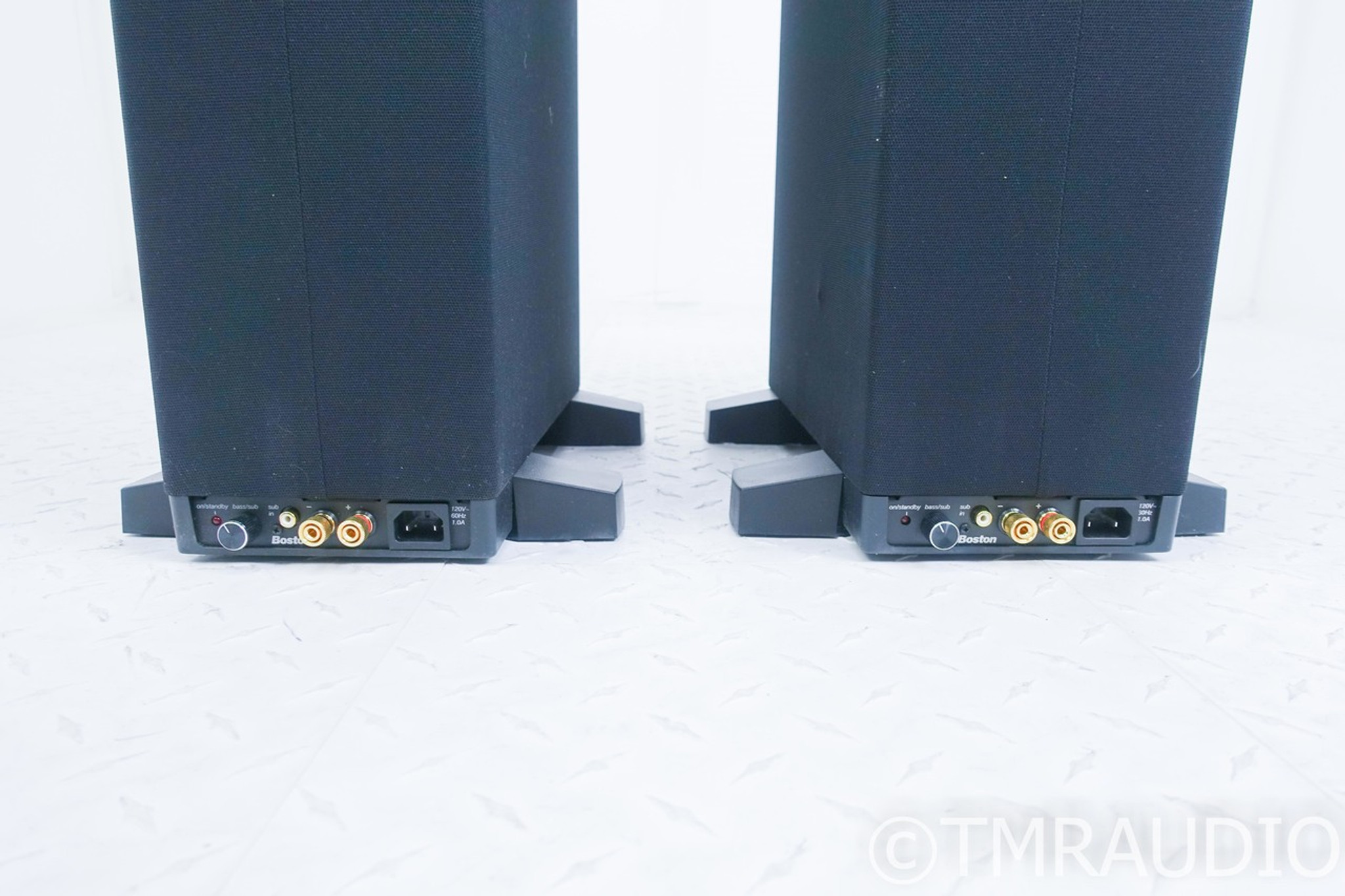 vr975