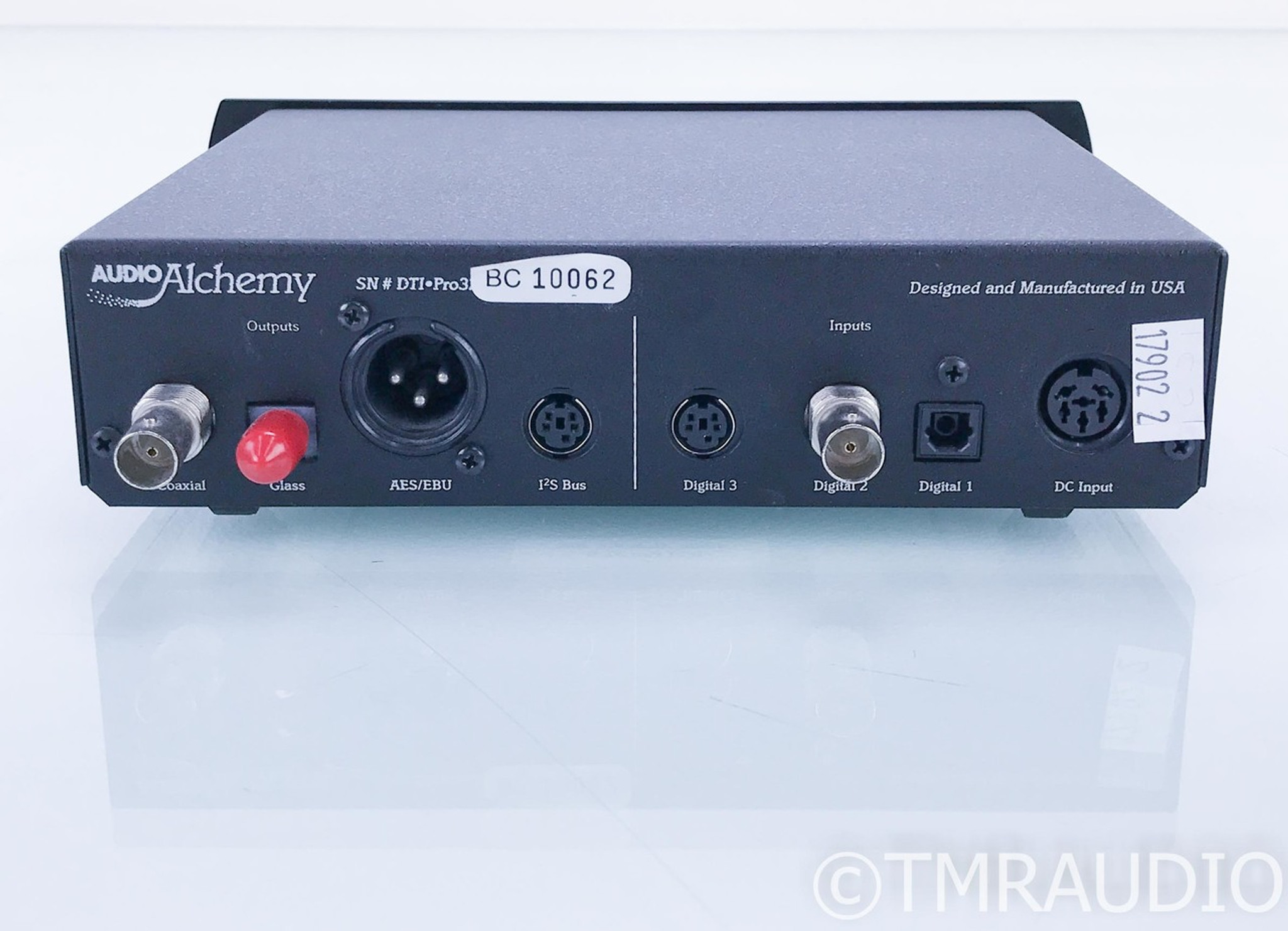 Audio Alchemy DTI-Pro 32 D/D Converter / Jitter Reducer; w/ Power Station  Four