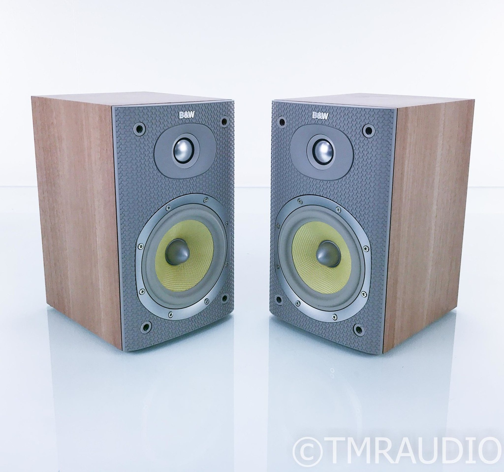 B&W DM600 S3 Bookshelf Speakers; Sorrento Pair; DM-600