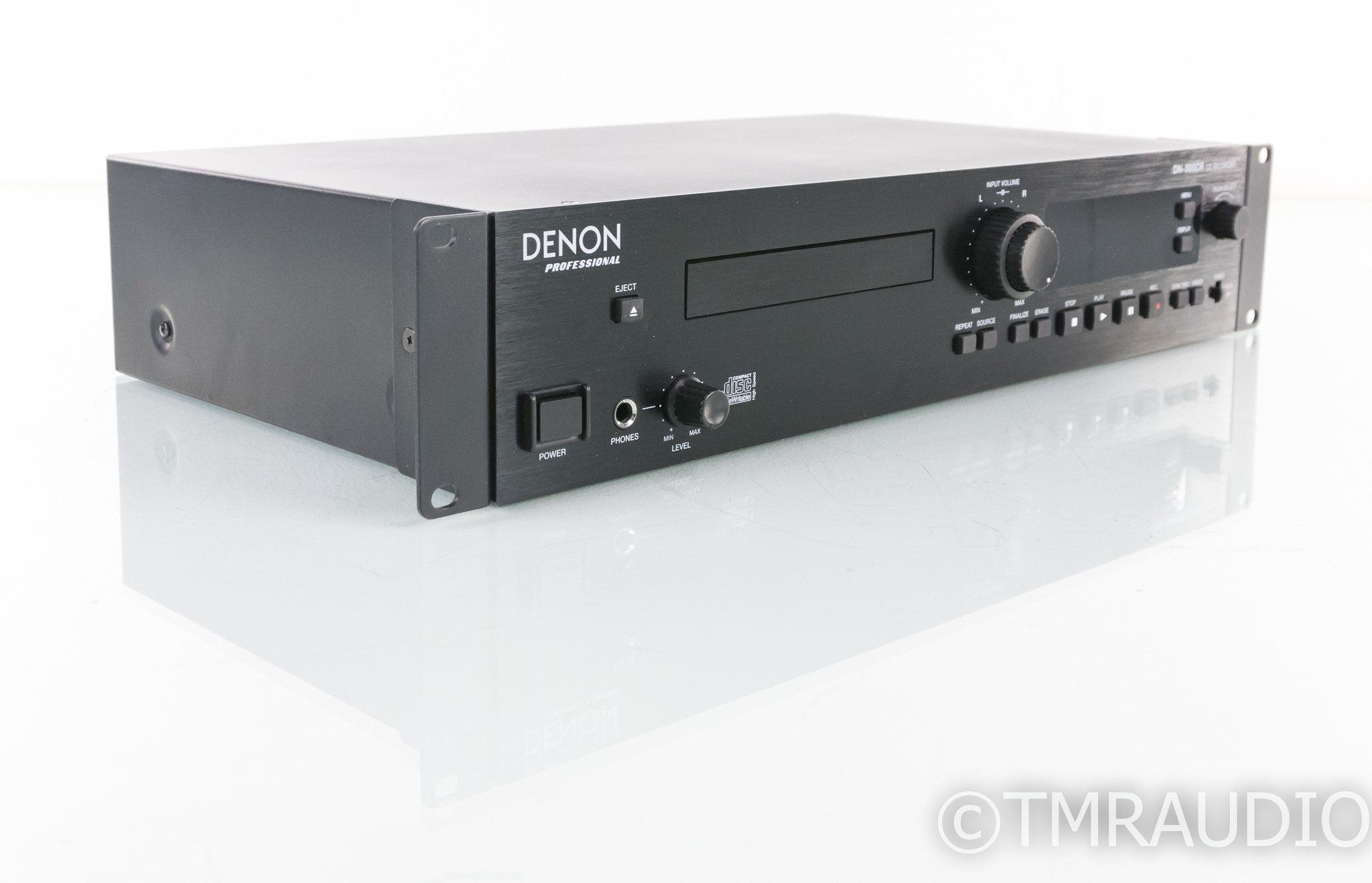 CDレコーダー DENON PROFESSIONAL DN-300CR DENON PROFESSIONALのCDレコーダー、DN-300CRのご紹介です。