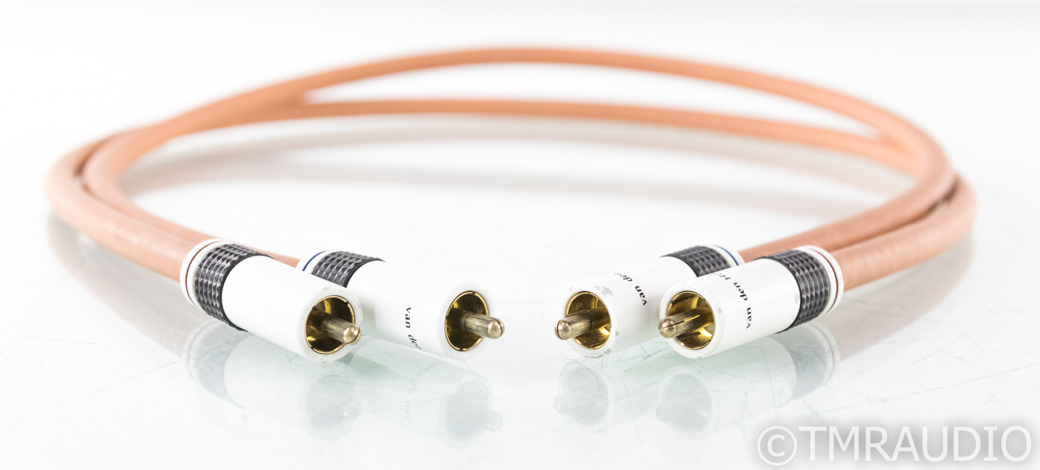 Van Den Hul The First RCA Cables; 2ft Pair Interconnects
