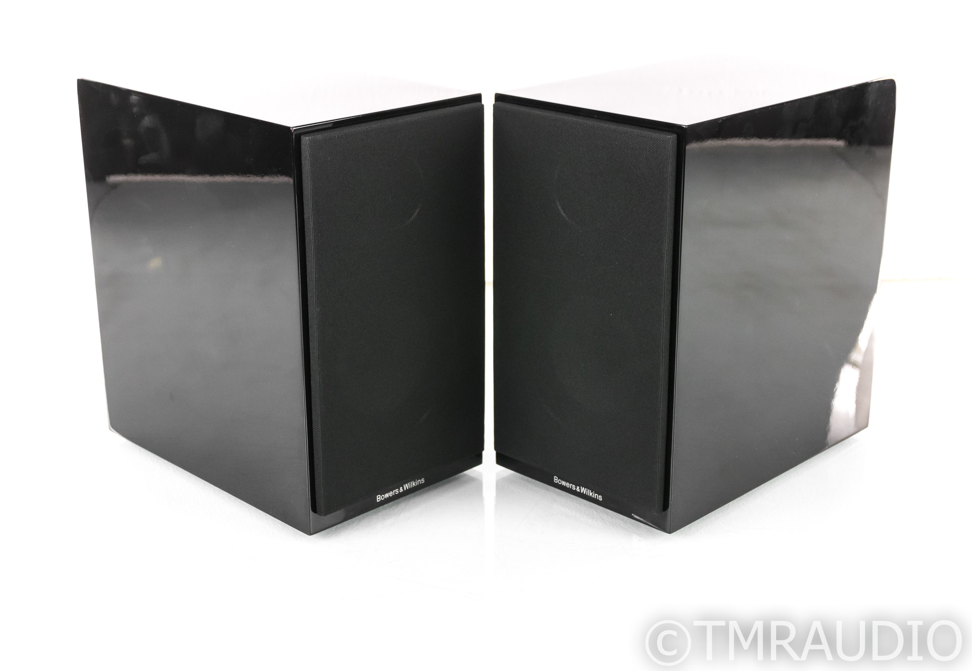 B&W 707 S2 Bookshelf Speakers