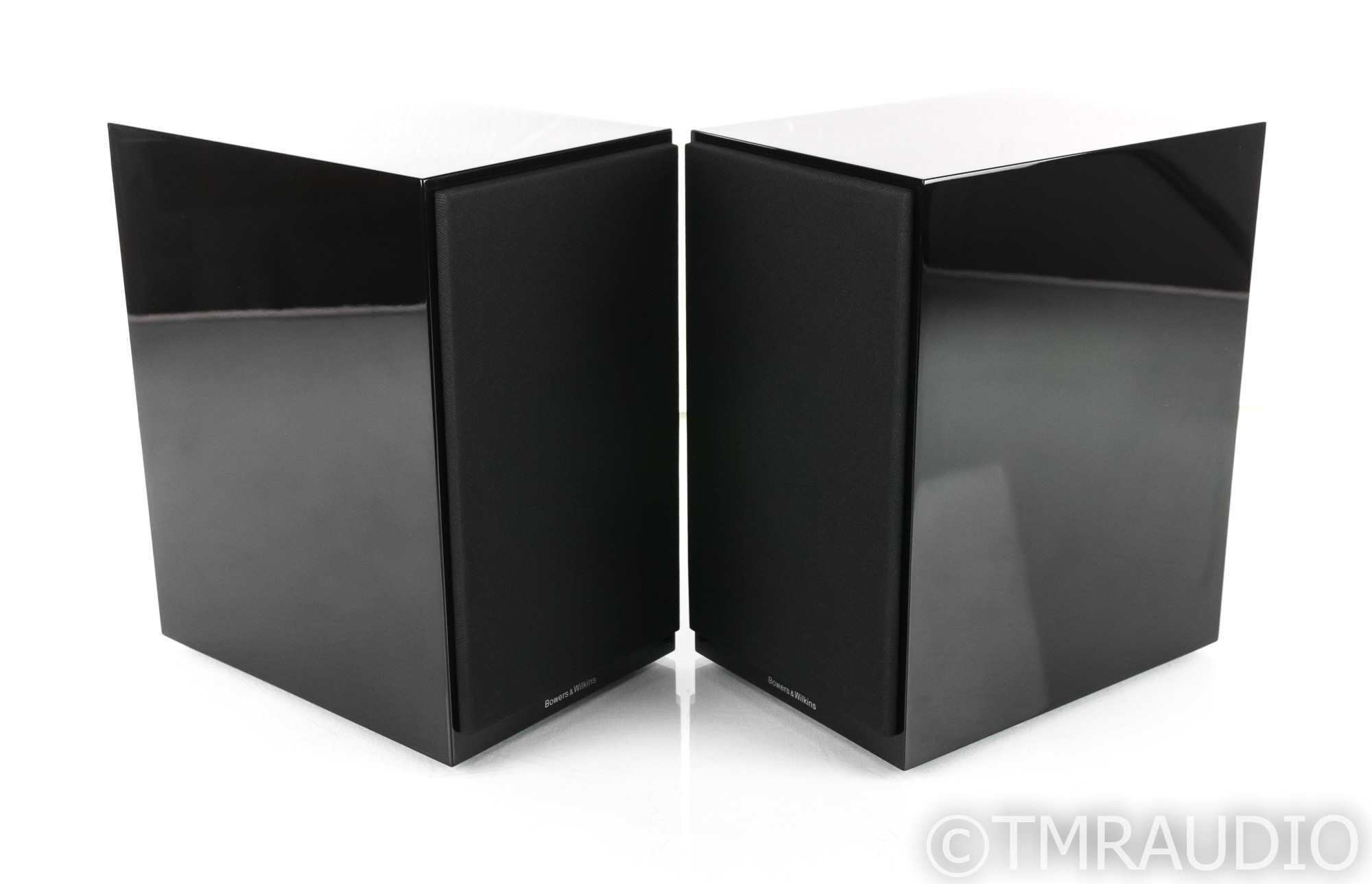 B&W 706 S2 Bookshelf Speakers; Gloss Black Pair; 706S2 - The Music