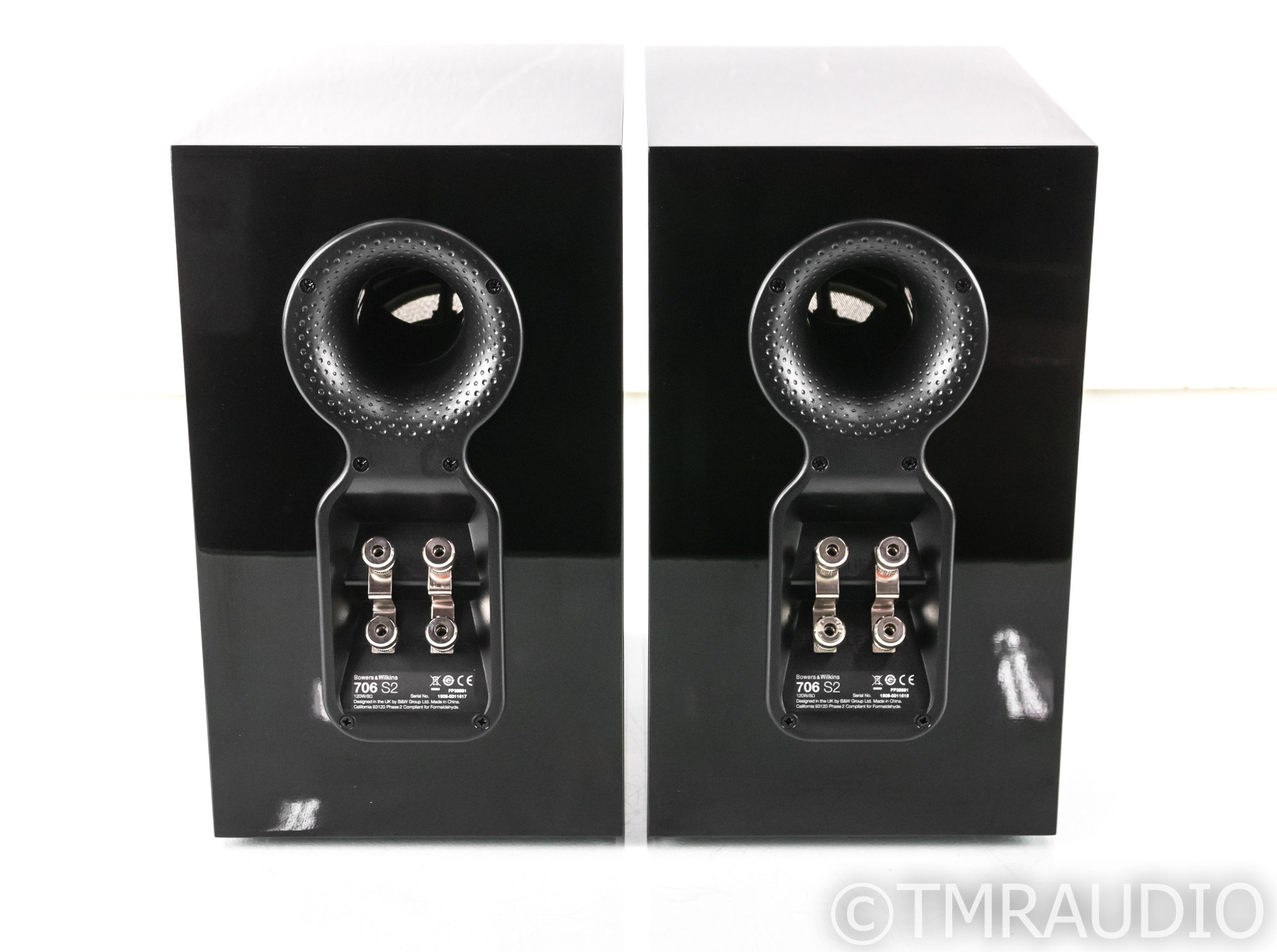 B&W 706 S2 Bookshelf Speakers; Gloss Black Pair; 706S2 - The Music